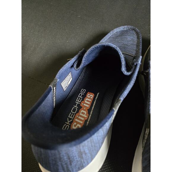 SKECHERS Go Walk Max-Free hands Slip-ins Men's NAVY size US 10.5 - Picture 6 of 9